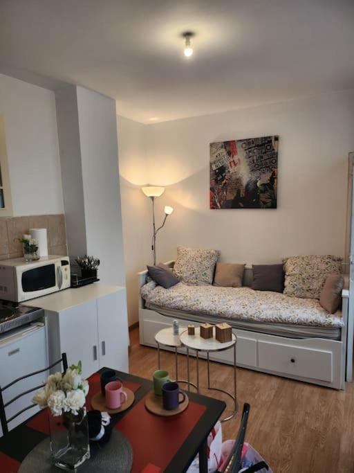 Logement Entier 2P Paris Exterior photo